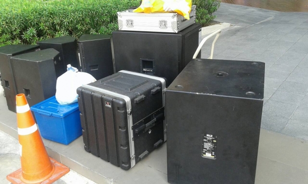 รับงาน KARAOKE ในและนอกสถานทีครับ โทร 0871233231 รับงาน KARAOKE ในและนอกสถานทีครับ โทร 0871233231