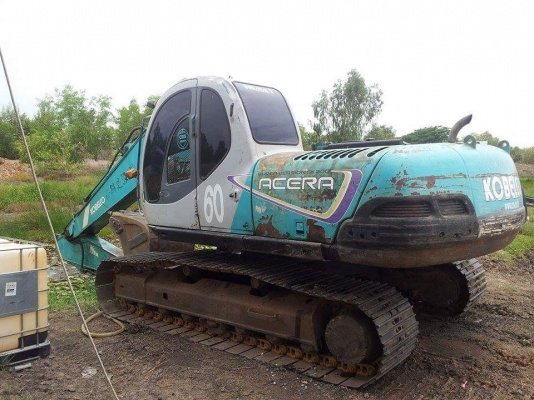 รถแบคโฮ พร้อมใช้งาน