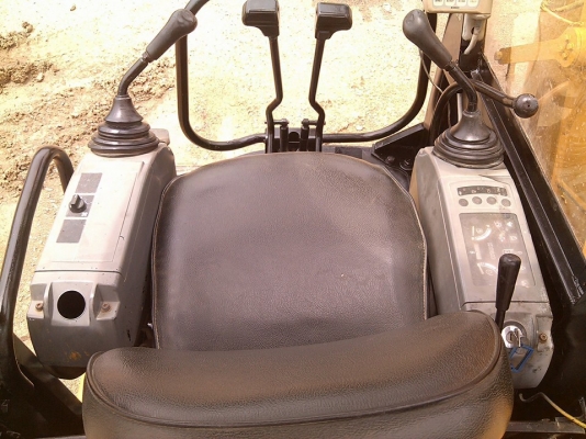 ขายรถขุดKOBELCO SK50UR-2