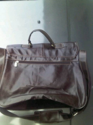 กระเป๋าหนังสภาพ90\%สวย