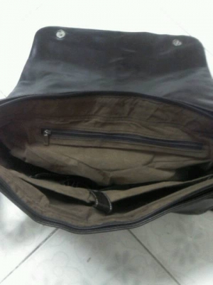 กระเป๋าหนังสภาพ90\%สวย