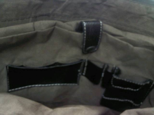 กระเป๋าหนังสภาพ90\%สวย