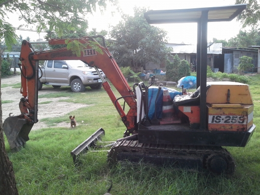 ขายแมคโคเล็ก IHI 25เก่านอกพร้อมใช้
