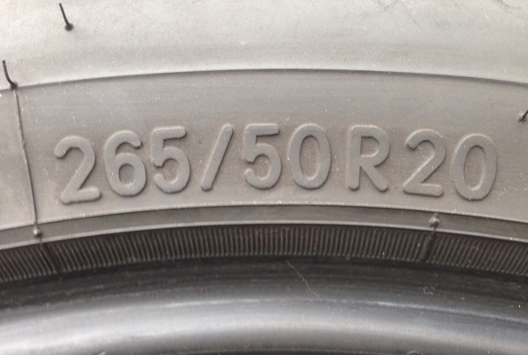 ยาง Nitto NT420S 265 50 20 ปี13 ดอกเยอะ