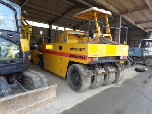 รถบด CP201WT ( RT200WT) ใช้งานน้อย รถนำเข้าจากญี่ปุ่น