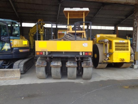 รถบด CP201WT ( RT200WT) ใช้งานน้อย รถนำเข้าจากญี่ปุ่น