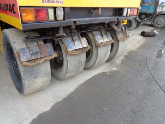 รถบด CP201WT ( RT200WT) ใช้งานน้อย รถนำเข้าจากญี่ปุ่น