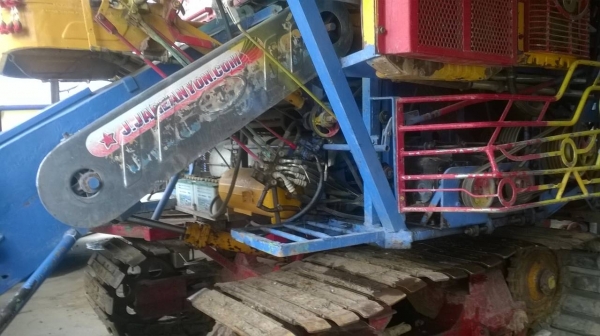 ขายรถเกี่ยวข้าว