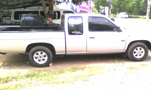 รถกระบะนิสสันคิงส์แค็ป ปี 1995