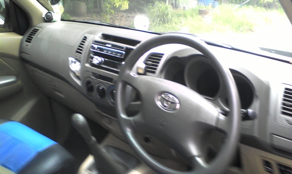 รถกระบะโตโยต้าวีโก้ พรีรันเนอร์ VNTURBO สมาร์ทแค็ป รุ่น G (รุ่นท็อป) ปี 2011 รถกระบะโตโยต้าวีโก้ พรีรันเนอร์ VNTURBO สมาร์ทแค็ป รุ่น G (รุ่นท็อป) ปี 2011