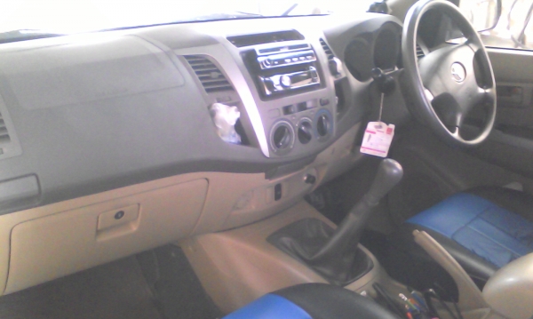 รถกระบะโตโยต้าวีโก้ พรีรันเนอร์ VNTURBO สมาร์ทแค็ป รุ่น G (รุ่นท็อป) ปี 2011 รถกระบะโตโยต้าวีโก้ พรีรันเนอร์ VNTURBO สมาร์ทแค็ป รุ่น G (รุ่นท็อป) ปี 2011