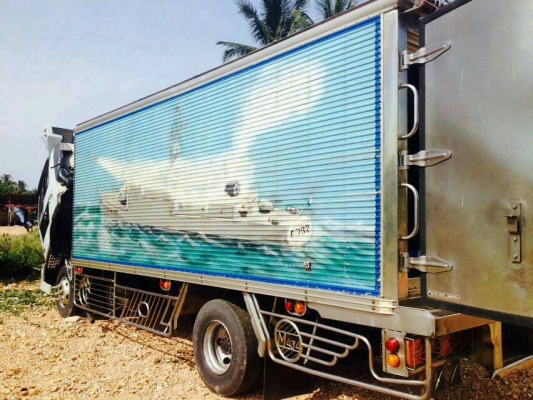 หกล้อ HiNO FC 4 j 145 ปี42 บรรทุกตู้แห้ง ยาว5.50ม สภาพดีสวยพร้อมใช้งาน ทะเบียนพร้อมโอน ราคา 580,000 ราคานี้ขับส่งถึงบ้าน นะครับ