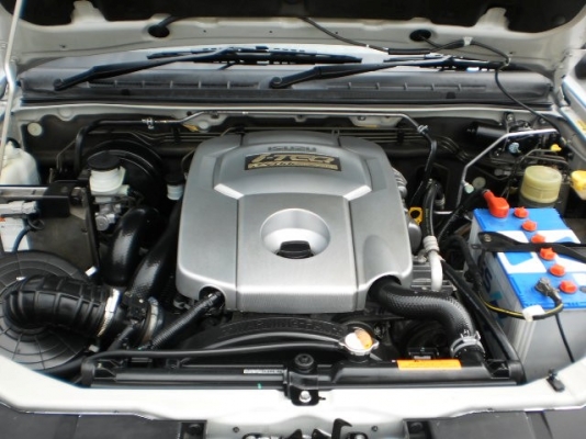 2011 ISUZU 2.5 HI-LANDER DDI I-TEQ (2DR)