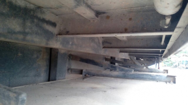 ลูกพ่วงสามเพลาดั้ม7เมตร ลูกพ่วงสามเพลาดั้ม7เมตร