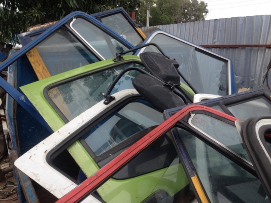 ขายประตู ISUZU GIGA ซ้าย+ขวา 1 คู่