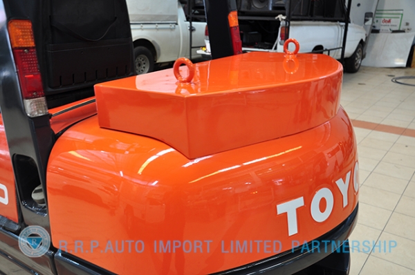 ขายรถโฟล์คลิฟท์มือสอง TOYOTA รุ่น 6FG30 ราคา 299,000 บาท นำเข้าจากประเทศญี่ปุ่น 100\% ไม่เคยใช้งานในไทย