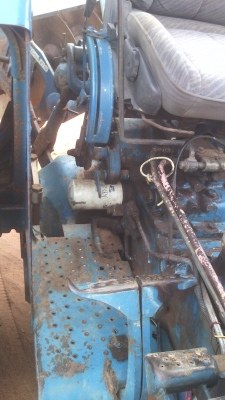 ขายรถไถฟอร์ดเสื้อลายใหญ่6600ท้ายใหญ่รถสวยพร้อมใช้ลุยงานได้เลยครับพร้อมโอน370000