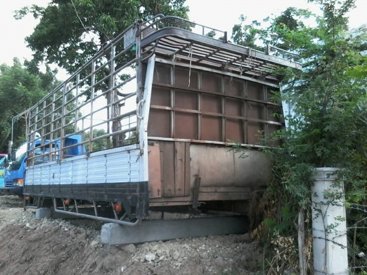 ขายกระบะคาร์โก้พร้อมคอกแป็ปประปา ใส่FC4J อยู่ยกลงใส่ตู้แทน