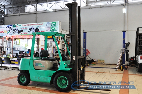 ขายรถโฟล์คลิฟท์มือสอง MITSUBISHI รุ่น FG28 ราคา 395,000 บาท นำเข้าจากประเทศญี่ปุ่น 100\% ไม่เคยใช้งานในประเทศไทย