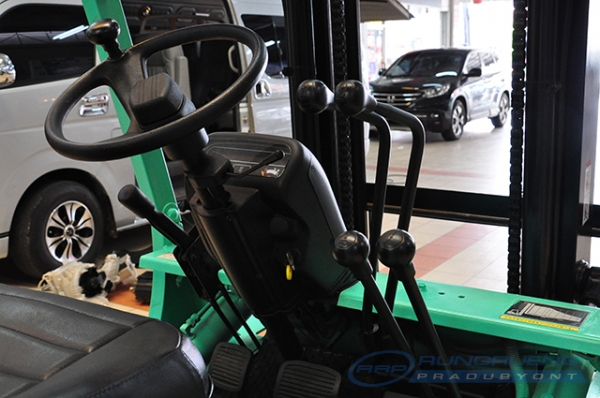 ขายรถโฟล์คลิฟท์มือสอง MITSUBISHI รุ่น FG20  ราคา 175,000 บาท นำเข้าจากประเทศญี่ปุ่น 100\% ไม่เคยใช้งานในประเทศไทย