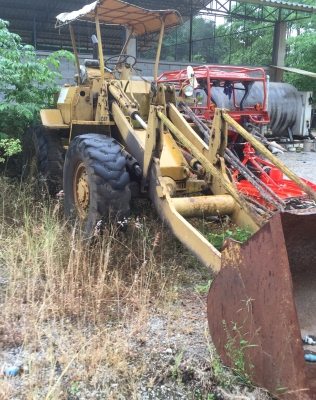 ขายรถตักล้อยางCAT910