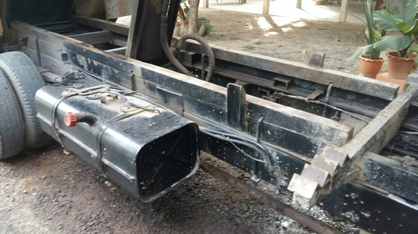 ขายหกล้อตั้ม TOYOTA DYNA