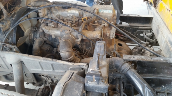 ขายหกล้อตั้ม TOYOTA DYNA