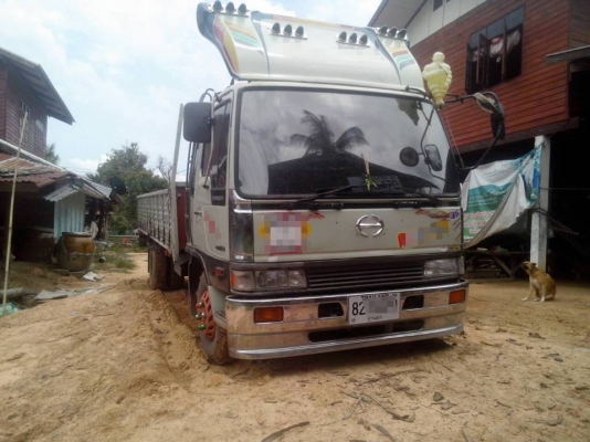 **570,000 บ.ต่อรอง/// 6ล้อHINO FD-195 สิงไฮเทค 6เมตร **ขาย HINO FD-195 สิงไฮเทค 6ล้อประกอบ ช่วงยาว 6.0ม. สภาพสวย พร้อมใช้งาน HINO FD3HJA HO7D-195HP สิงไฮเทค เครื่องเดิม เกียร์เดิม เครื่องดี แน่น แห้ง แรงดี ไม่เยิ้ม ครับ เกียร์ดี ไม่หลุด เข้าง่าย ไม่มีหอน