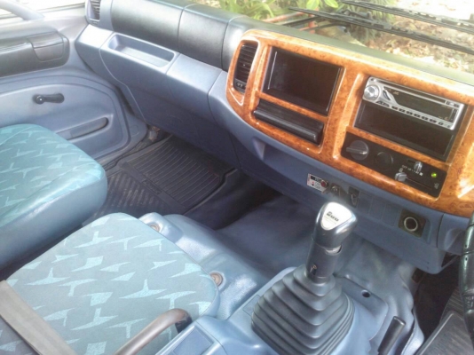 ขายเมก้าปี47 2เพลา260แรงดั้มสามมิตรยางเต้ม10เส้นราคา1590000