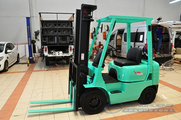 ขายรถโฟล์คลิฟท์มือสอง MITSUBISHI รุ่น FG15  ราคา 150,000 บาท นำเข้าจากประเทศญี่ปุ่น 100\% ไม่เคยใช้งานในประเทศไทย