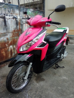 Click 110 i ระบบหัวฉีด PGM-FIประหยัดน้ำมัน ราคาถูก