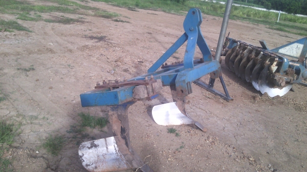 ขายหางยกล่องแบบหัวหูม   สภาพดีราคาไม่แพง  08710076640