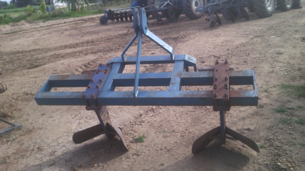 ขายหางยกล่องแบบหัวหูม   สภาพดีราคาไม่แพง  08710076640