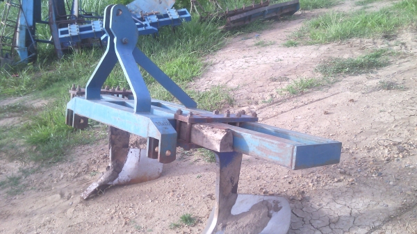 ขายหางยกล่องแบบหัวหูม   สภาพดีราคาไม่แพง  08710076640