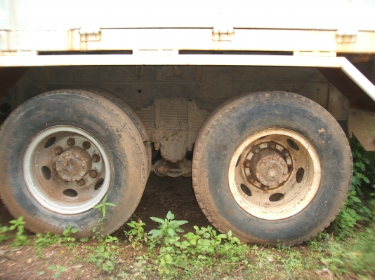 ขายรถสิบล้อดั้ม มิตซู 527 สองเพลา เครื่องยนต์ 220 แรงม้าเทอร์โบ สภาพดี ขายราคา 950,000 บาท