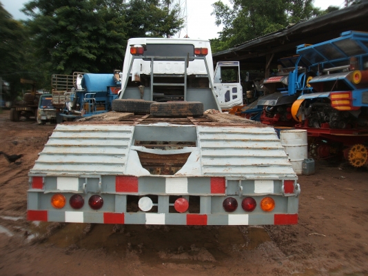 ขายรถสิบล้อ นิสสัน UD เครื่องยนต์ 230 แรงม้า เทอร์โบ คัตซีสวย หางเทลเลอร์เหล็กไอบีม 8 นิ้ว