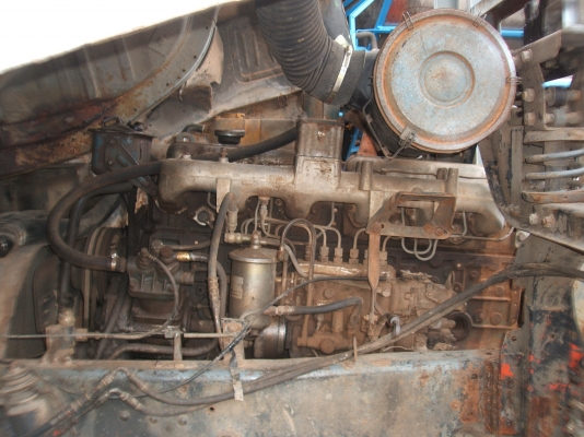 ขายรถสิบล้อ นิสสัน UD เครื่องยนต์ 230 แรงม้า เทอร์โบ คัตซีสวย หางเทลเลอร์เหล็กไอบีม 8 นิ้ว