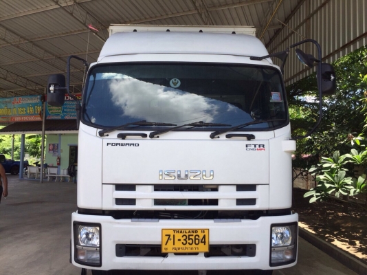 ขายISUZU 6ล้อFTR.CNG.MP1.ติดจากศูนย์ตรีเพชร หน้าตึกยาว7.699เมตรตู้เเห้ง10บานเปิดได้รอบด้านวิ่ง75,000กม.จดทะเบียน2555(ปี2012)สภาพสวย