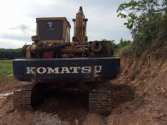 ขายรถแบ็คโฮkomatsu120-3ราคาถูกใช้งานได้