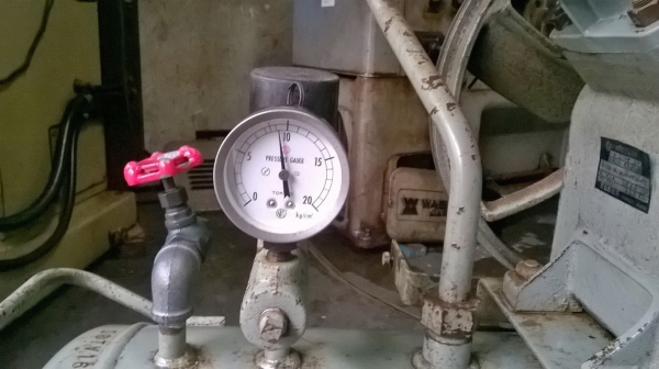 ขายถูกๆครับ ปั้มลม HITACHI-BEBICON  5 แรง ถัง 135 ลิตร นำเข้าจากญี่ปุ่น