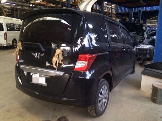 ฮอนด้าฟรีดปี12บุคคลโอนลอยๆหรือเเยกขายอะไหลทั้งคันมีอีกหลายรุ่นเก๋งเเละกระบะรับซื้อรถอุบัตเหตุทุกสภาพ