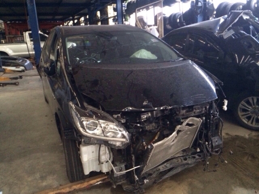 ซากPRIUS โอนลอยปี11 เล่มได้เลยเเยกขายอะไหลทุกอย่างเครื่องเกียรสวยเเละสมบูรณ์มากเบตเตอร์รี่ยังใช้ได้มีอีกหลายรุ่นเก๋งเเละกระบะรับซื้อรถเกิดอุบัตเหตุทุกสภาพ