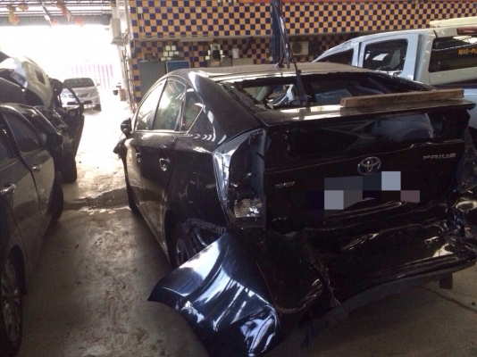 ซากPRIUS โอนลอยปี11 เล่มได้เลยเเยกขายอะไหลทุกอย่างเครื่องเกียรสวยเเละสมบูรณ์มากเบตเตอร์รี่ยังใช้ได้มีอีกหลายรุ่นเก๋งเเละกระบะรับซื้อรถเกิดอุบัตเหตุทุกสภาพ