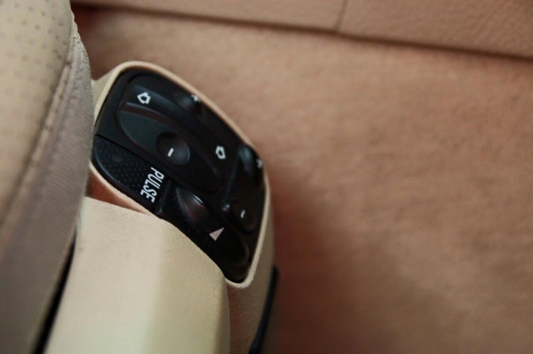 ขาย BENZ E200 KOMPRESSOR AVANTGARDE ปี2006 สีทอง รถตัวTOPสุด