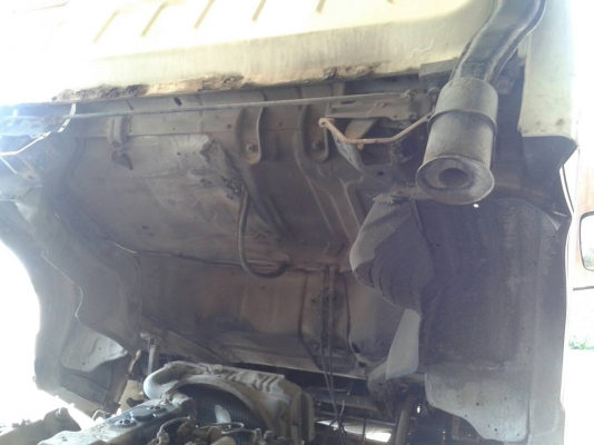 รถอีซูซุ 6 ล้อ 115  แรงม้า.  ( ขาย หัว , คัชซี. ) , ( ขายตามสภาพ. )      สนใจติดต่อ  081 - 6079515