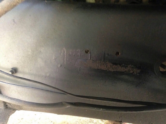 รถอีซูซุ 10 ล้อ ตู้เย็น 195 แรงม้า. ปี 40    สนใจติดต่อ  081 - 6079515