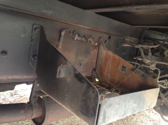 รถอีซูซุ 10 ล้อ ตู้เย็น 195 แรงม้า. ปี 40    สนใจติดต่อ  081 - 6079515