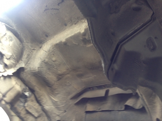 รถอีซูซุ 10 ล้อ ตู้เย็น 195 แรงม้า. ปี 40    สนใจติดต่อ  081 - 6079515