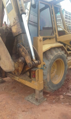 รถตักหน้าขุดหลัง CAT 428.    สนใจติดต่อ  081 - 6079515