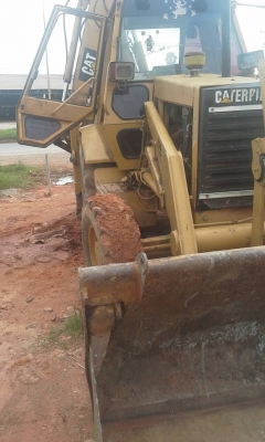 รถตักหน้าขุดหลัง CAT 428.    สนใจติดต่อ  081 - 6079515